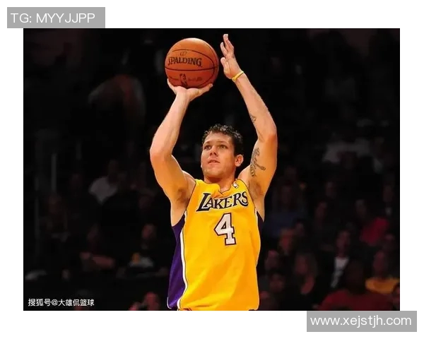 国王赛场微小动作引发广泛热议赛场背后的心理博弈解析