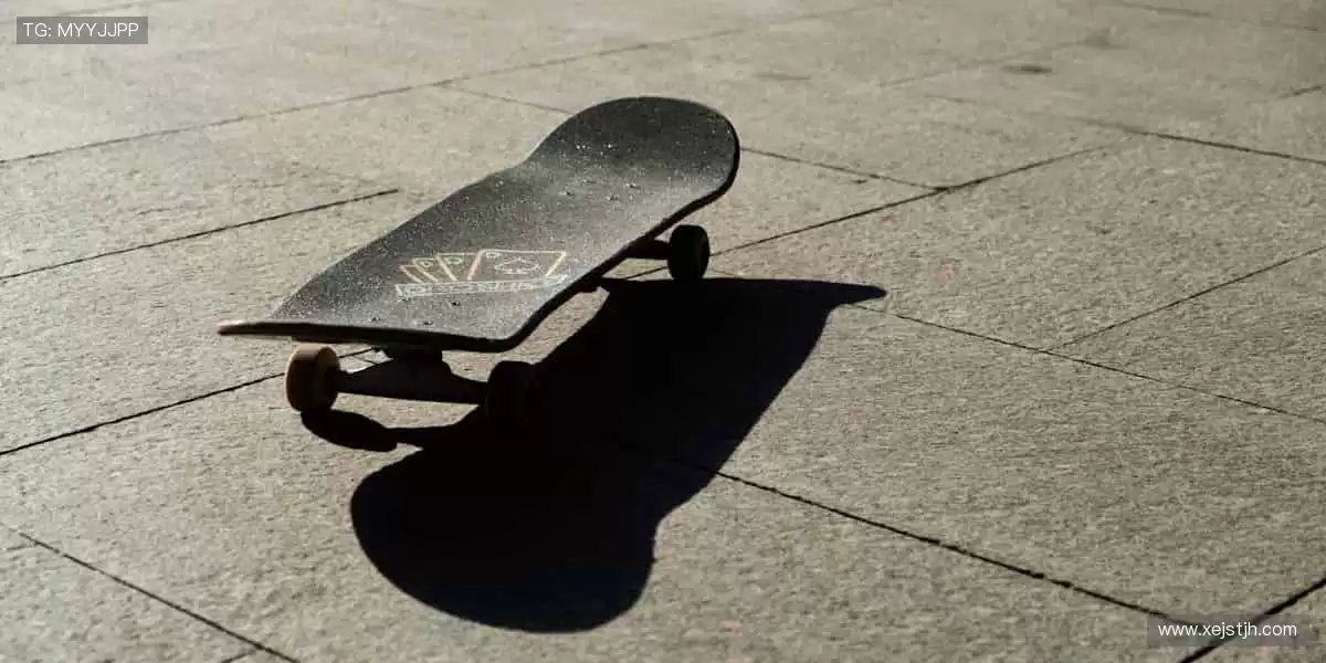 🎁限量周边，粉丝专属！🎾 把偶像力量穿在身上！